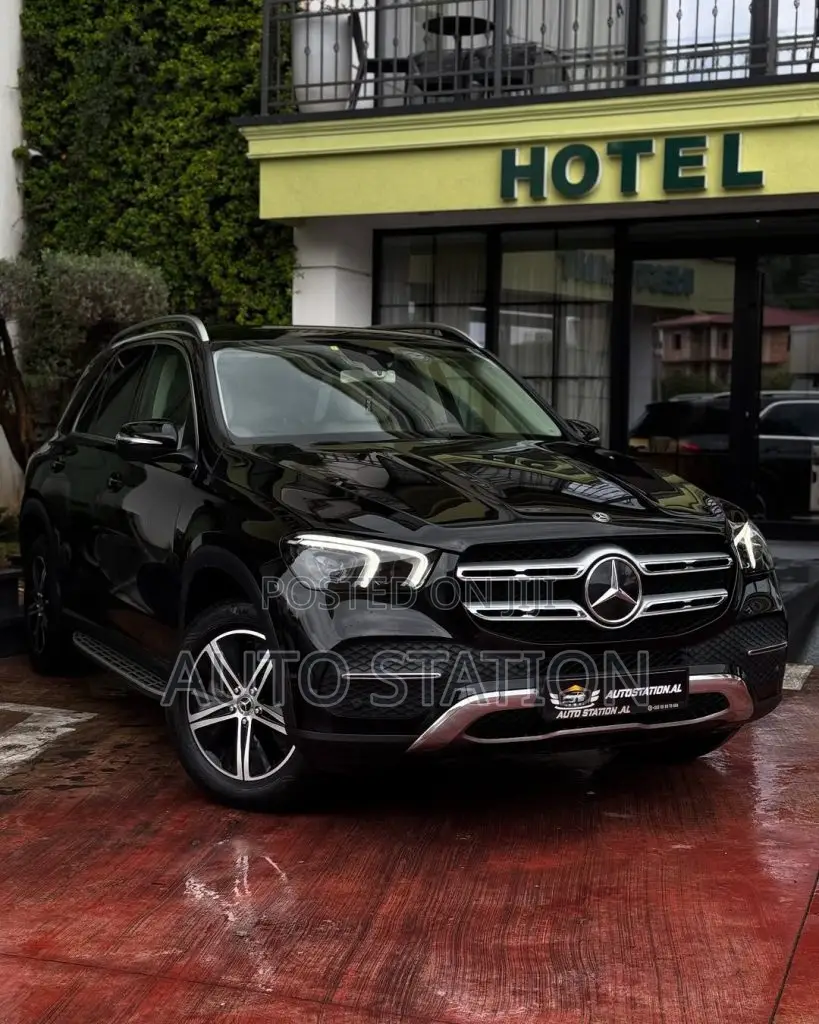 Mercedes Benz GLE 300d