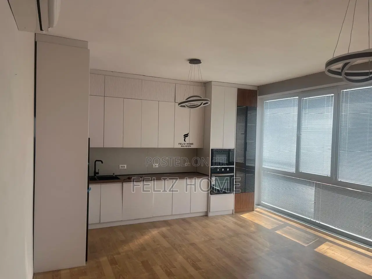 APARTAMENT ME QERA 3+1+2 QENDER 85.000 LEKE