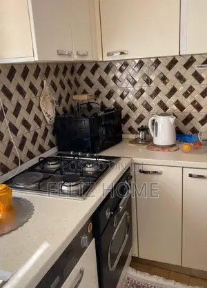 APARTAMENT ME QERA 2+1 QENDER 80.000 LEKE
