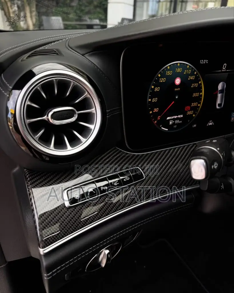 Mercedes Benz GT 63s