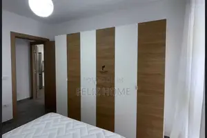 APARTAMENT ME QERA 3+1 5 MAJ 50.000 LEKE