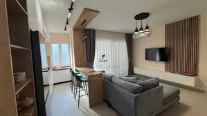 APARTAMENT ME QERA 1+1 MYSLYM SHYRI 75.000 LEKE