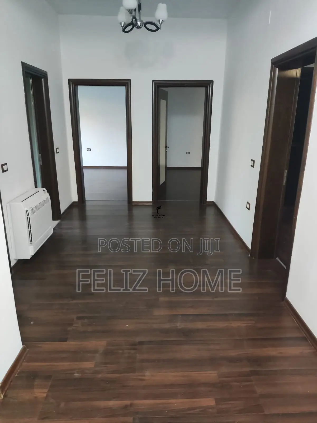 VILE ME QERA 2 KATESHE 280M2 BLLOKU I VILAVE, SELITE 200.000 LEKE
