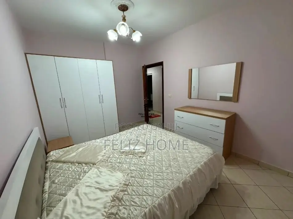 SHITET APARTAMENT 1+1 21 DHJETORI 21.000.000 LEKE