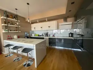 SHITET APARTAMENT 3+1+2 KOPSHTI BOTANIK 36.000.000 LEKE