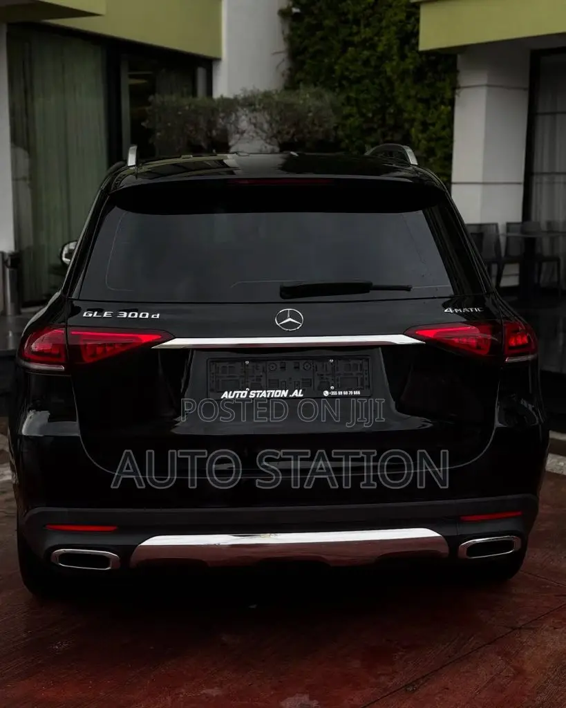 Mercedes Benz GLE 300d