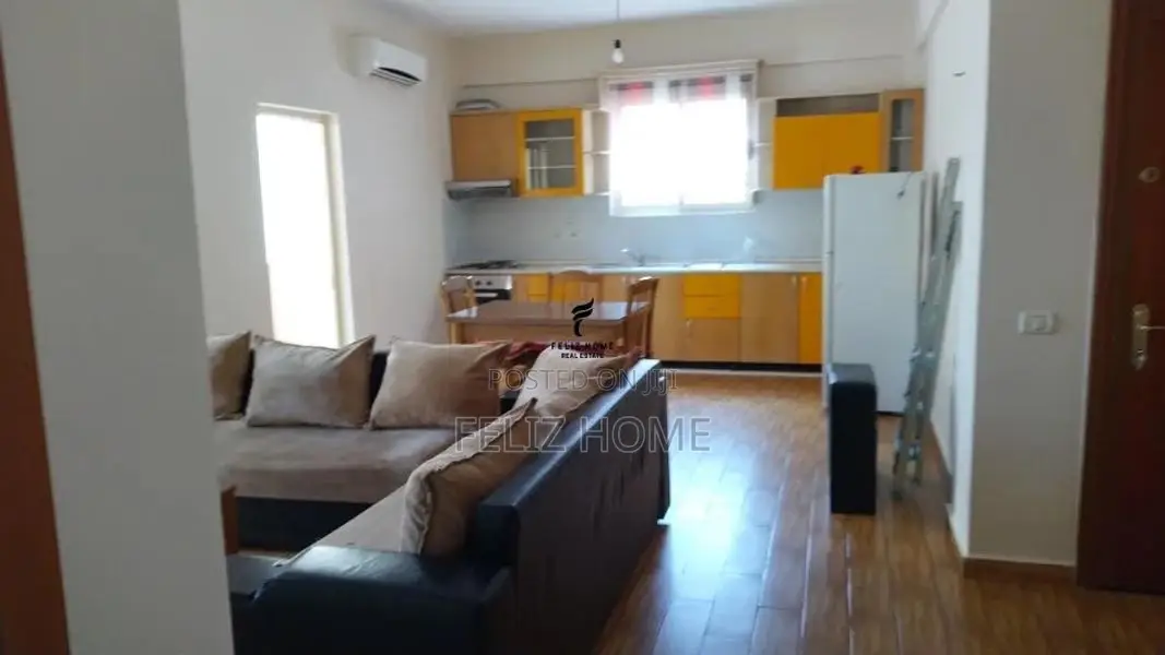 APARTAMENT ME QERA 1+1 KOMUNA E PARISIT 60.000 LEKE