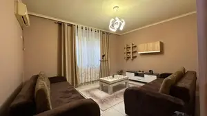 APARTAMENT ME QERA 1+1 STACIONI TRENIT 65.000 LEKE
