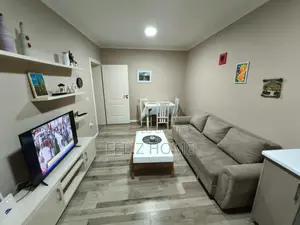 APARTAMENT ME QERA 1+1 RRUGA E DURRESIT 50.000 LEKE