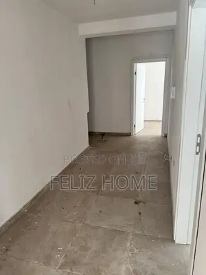 ZYRE ME QERA 145 M2 RRUGA E DURRESIT 120.000 LEKE