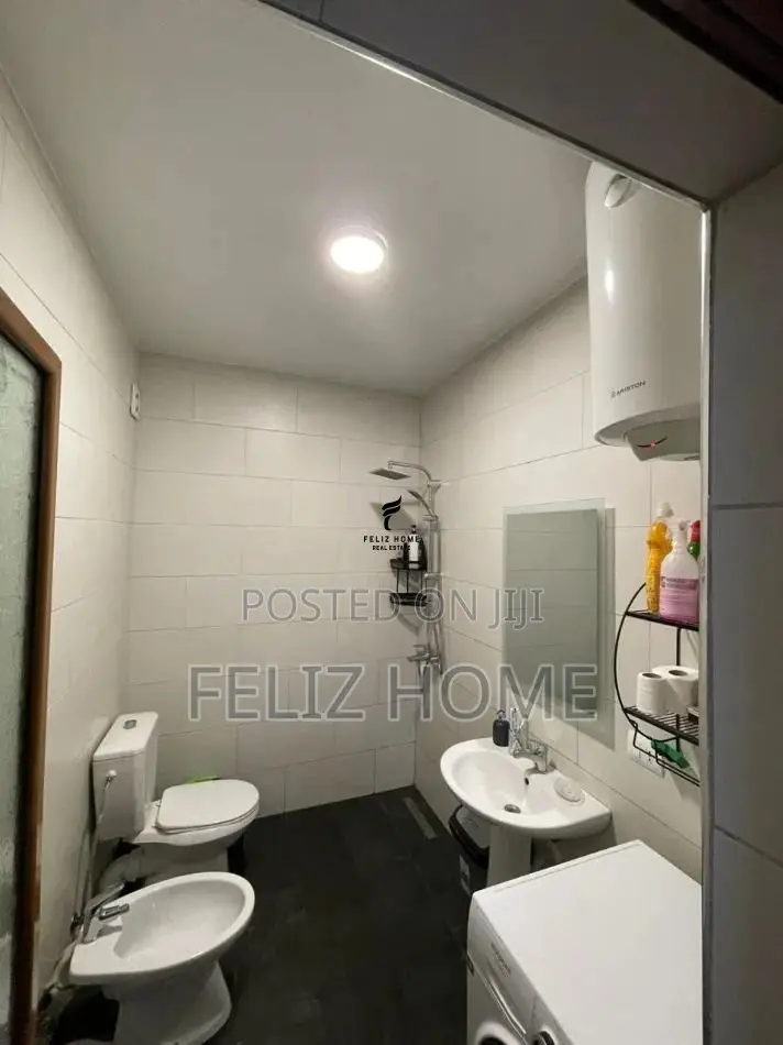 APARTAMENT ME QERA 1+1 RRUGA E DIBRES 65.000 LEKE