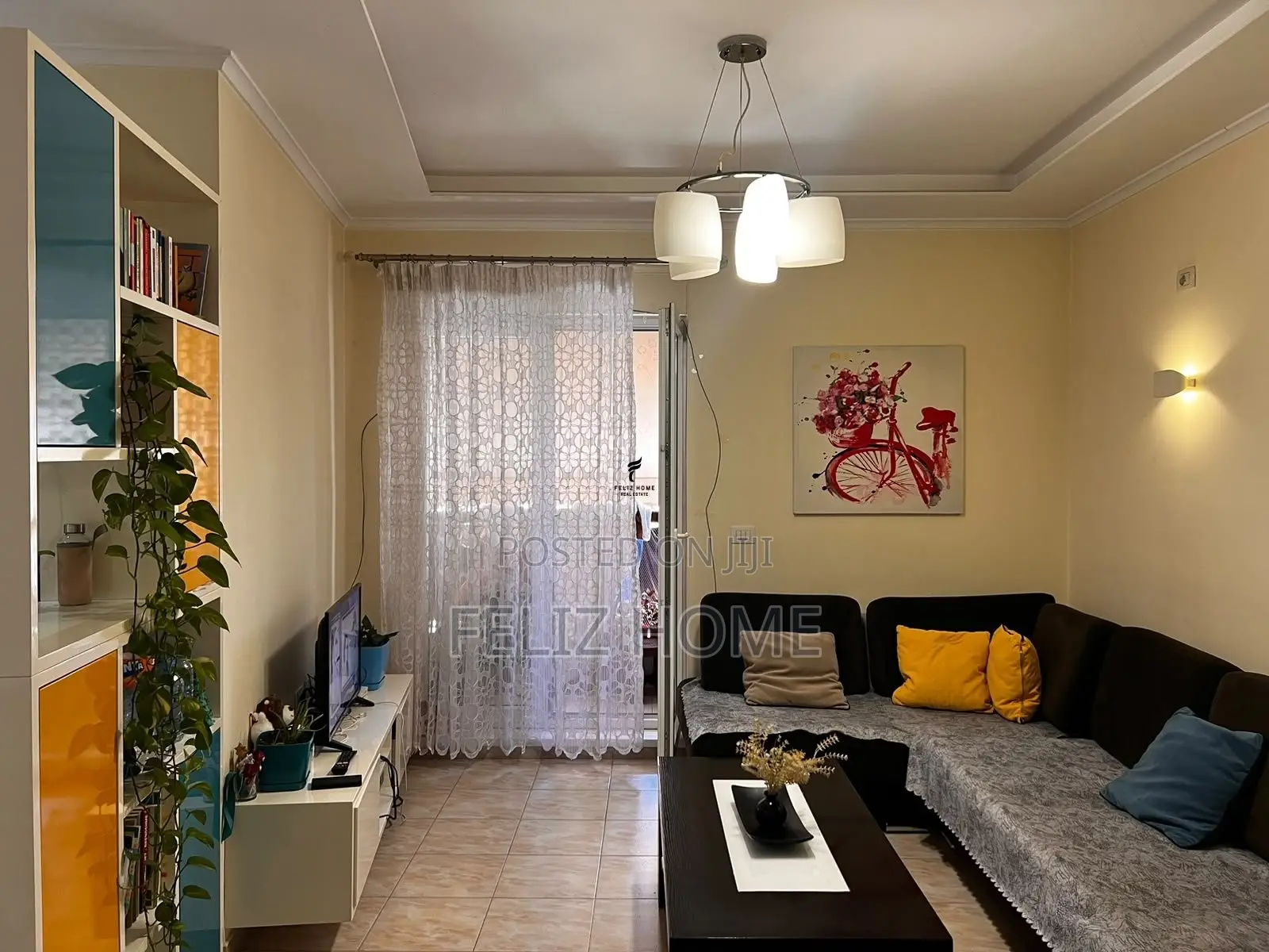 SHITET APARTAMENT 2+1 21 DHJETORI 242.000 EURO