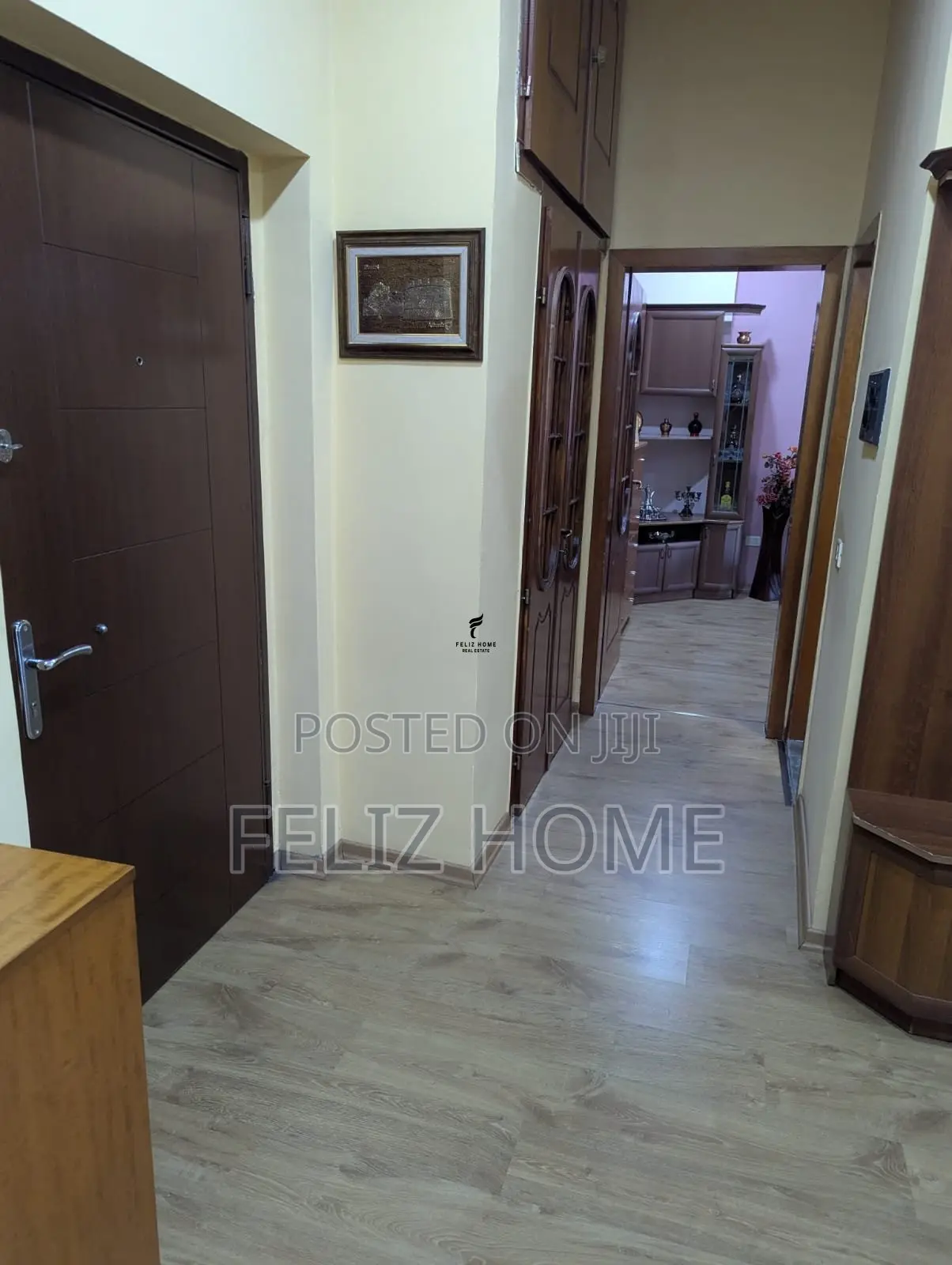 APARTAMENT ME QERA 3+1 RRUGA E DIBRES 150.000 LEKE