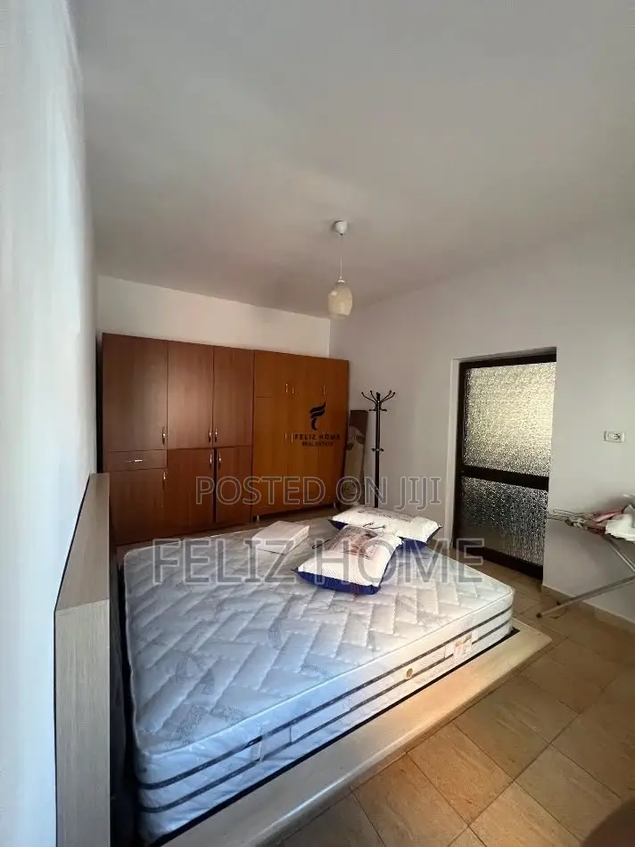 APARTAMENT ME QERA 1+1 RRUGA RIZA CEROVA 45.000 LEKE