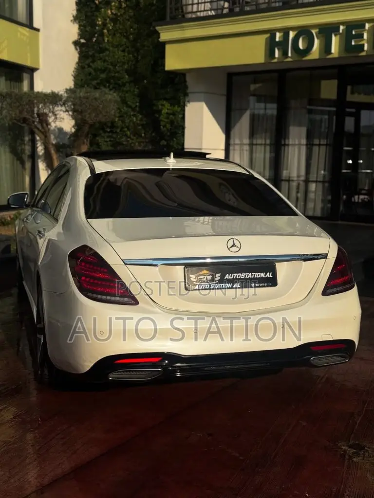 Mercedes Benz S class