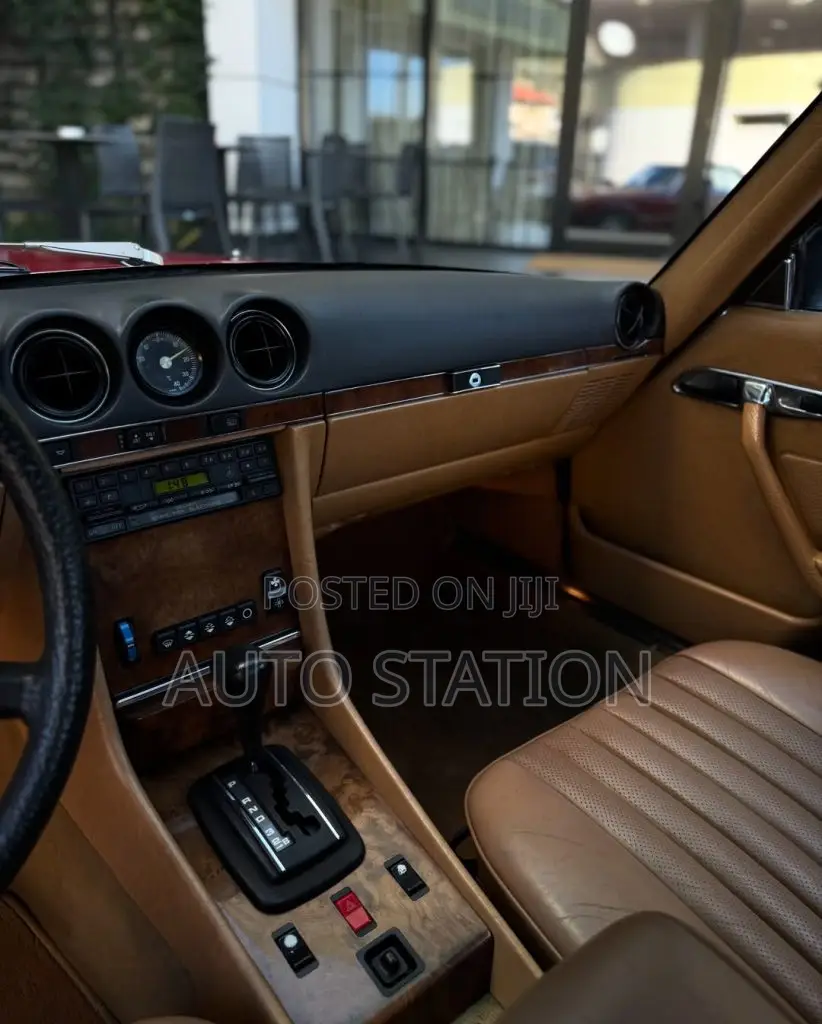 Mercedes Benz SL 380 Cabrio