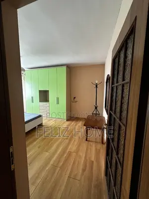 APARTAMENT ME QERA 2+1 RRUGA KONGRESI I MANASTIRIT 50.000 LEKE