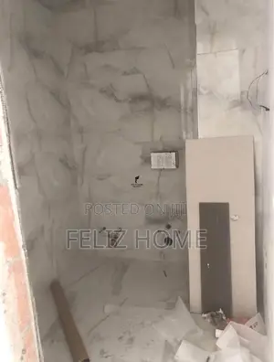 SHITET APARTAMENT 1+1 BULEVARDI I RI 132.000 EURO
