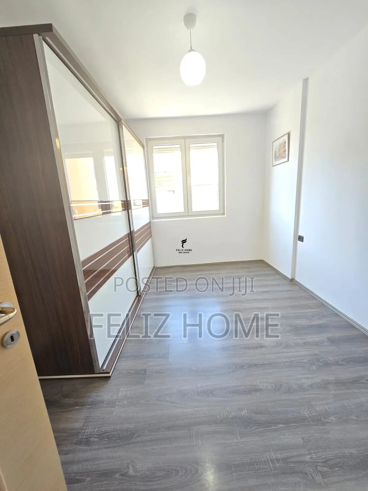 SHITET APARTAMENT 2+1 ISH FUSHA E AVIACIONIT 179.000 EURO