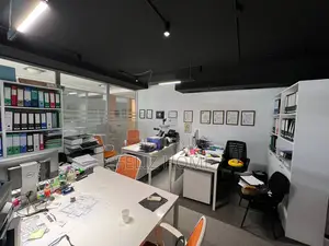 ZYRE ME QERA 72M2 PAZAR I RI 1.100 EURO