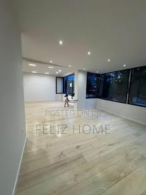 ZYRE ME QERA 80 M2 PORCELAN 80.000 LEKE