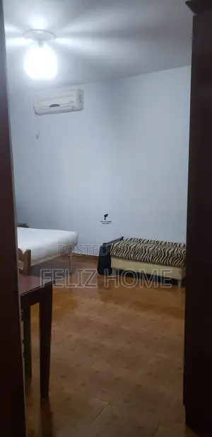 APARTAMENT ME QERA 2+1 ISH TREGU ELEKTRIK 50.000 LEKE
