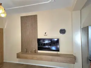 APARTAMENT ME QERA 3+1+2 FUSHA E AVIACIONIT 800 EURO