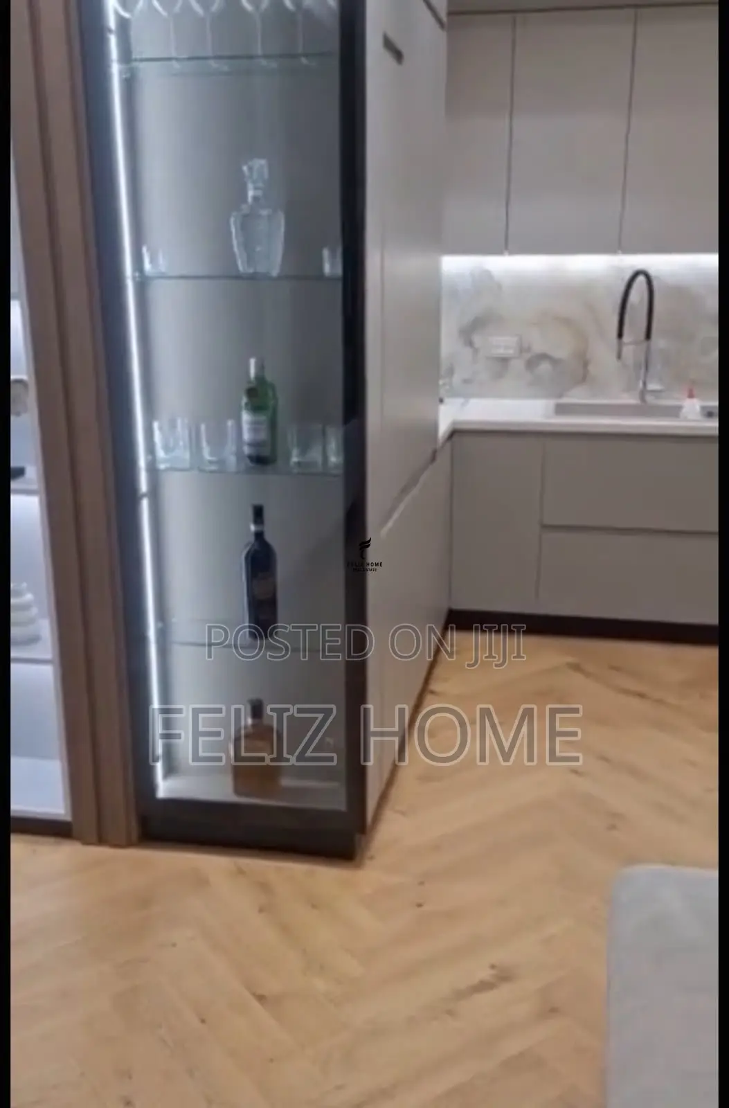 APARTAMENT ME QERA 1+1 ISH FUSHA E AVIACIONIT 75.000 LEKE