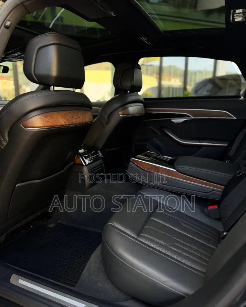 Audi A8L