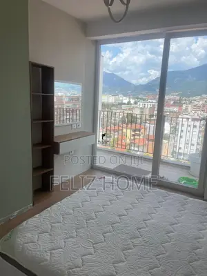 APARTAMENT ME QERA 3+1+2 QENDER 85.000 LEKE