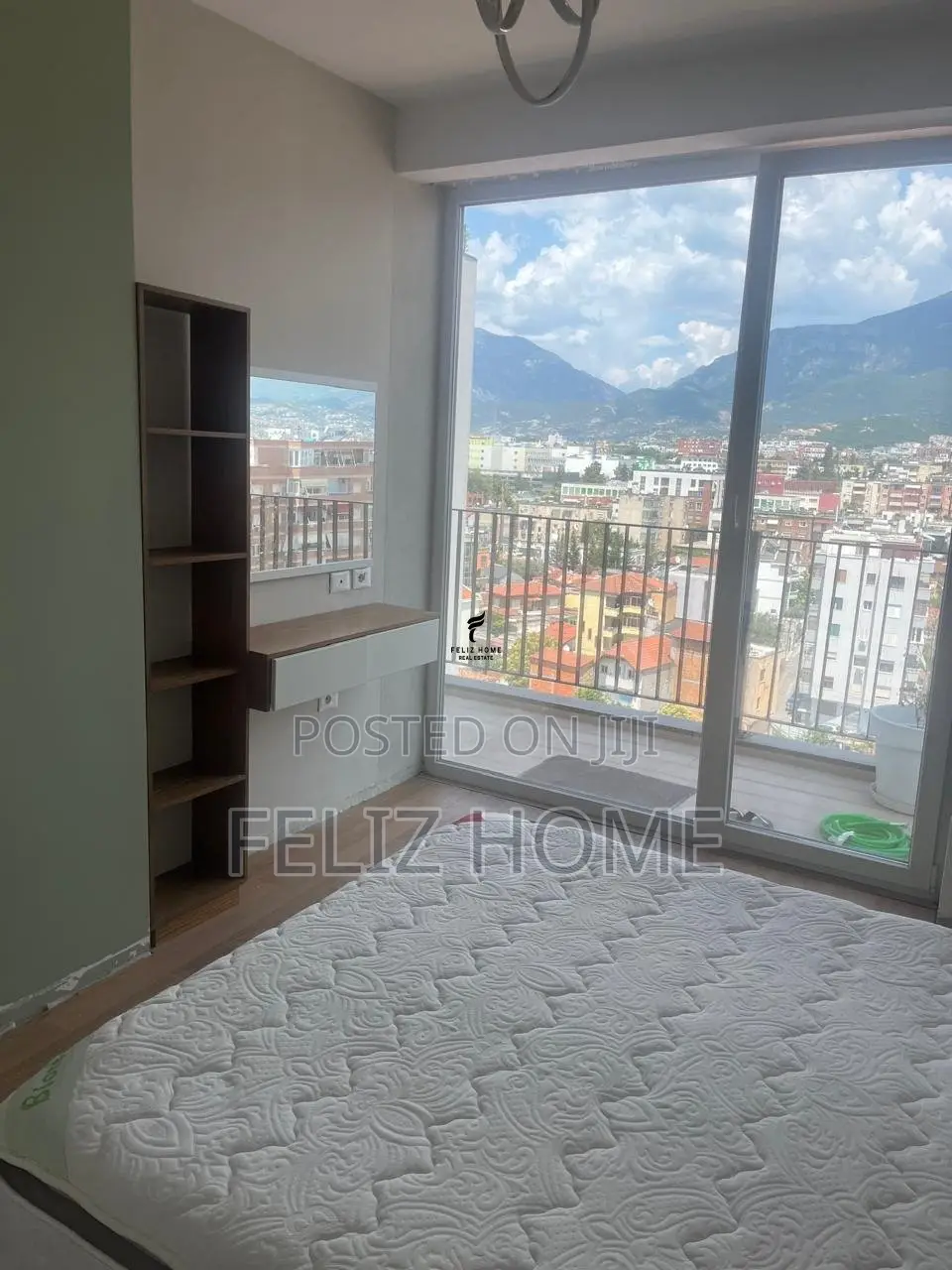 APARTAMENT ME QERA 3+1+2 QENDER 85.000 LEKE