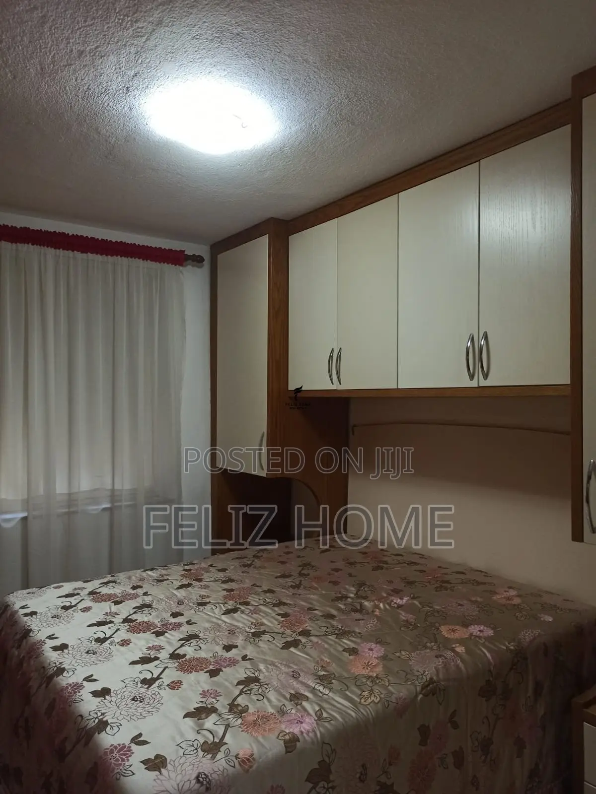 APARTAMENT ME QERA 1+1 21 DHJETORI 50.000 LEKE