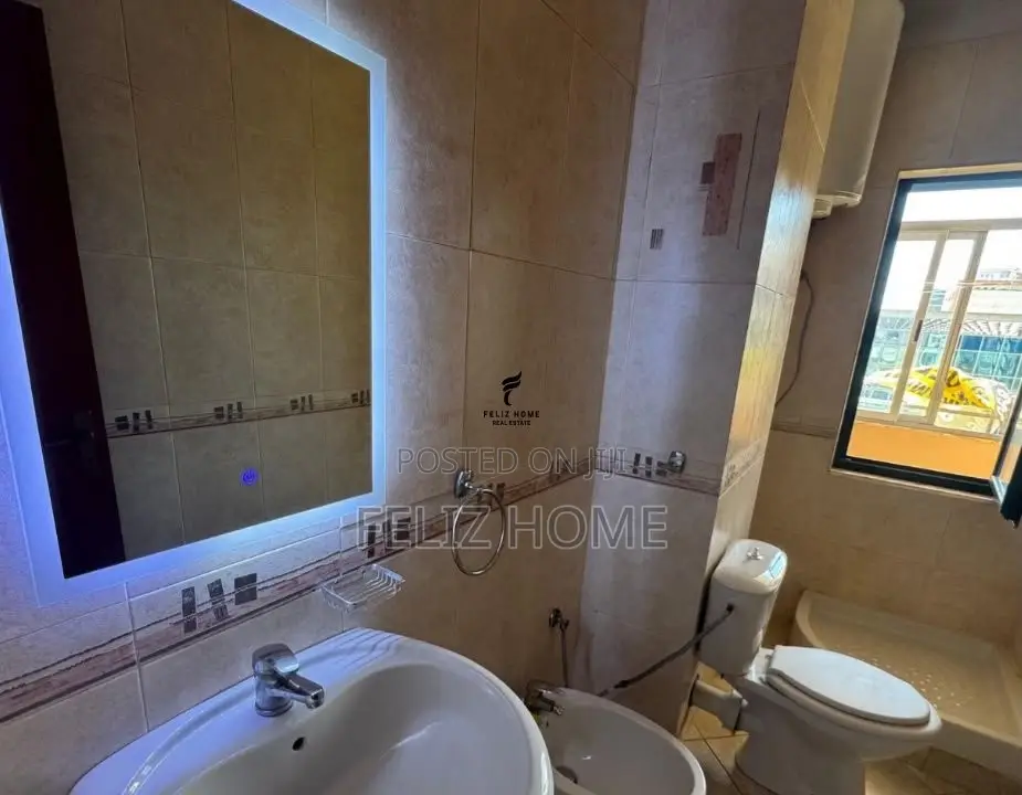 APARTAMENT ME QERA 1+1 STACIONI TRENIT 50.000 LEKE