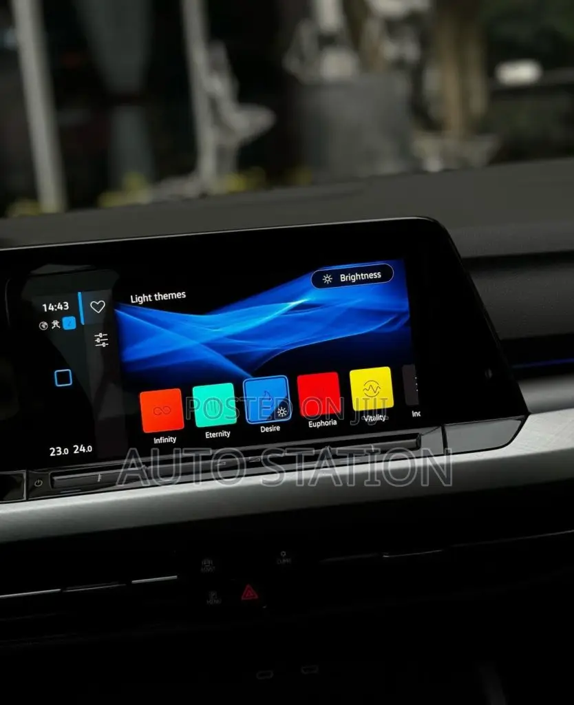 GOLF 8
