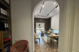 ZYRE ME QERA 60 M2 RRUGA E KAVAJES 65.000 LEKE