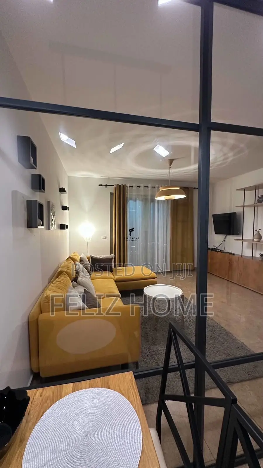 APARTAMENT ME QERA 1+1 AIR ALBANIA 130.000 LEKE