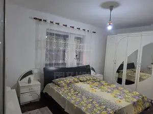 APARTAMENT ME QERA 2+1 SHKOLLA E BASHKUAR 50.000 LEKE
