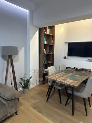 APARTAMENT ME QERA 2+1 PAZARI RI 1.000 EURO