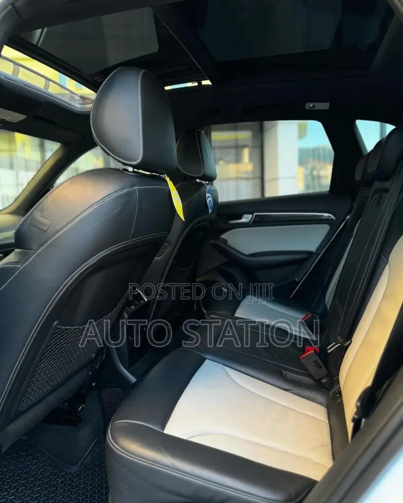 AUDI SQ5
