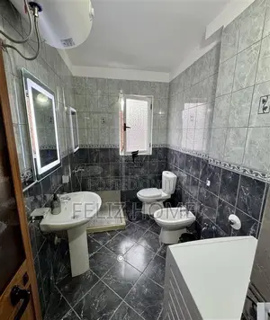 APARTAMENT ME QERA 1+1 MYSLYM SHYRI 65.000 LEKE