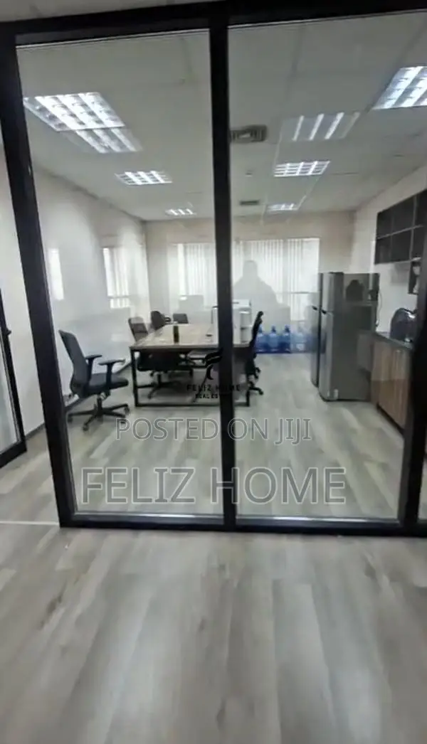 ZYRE ME QERA 330 M2 QENDER 5.940 EURO