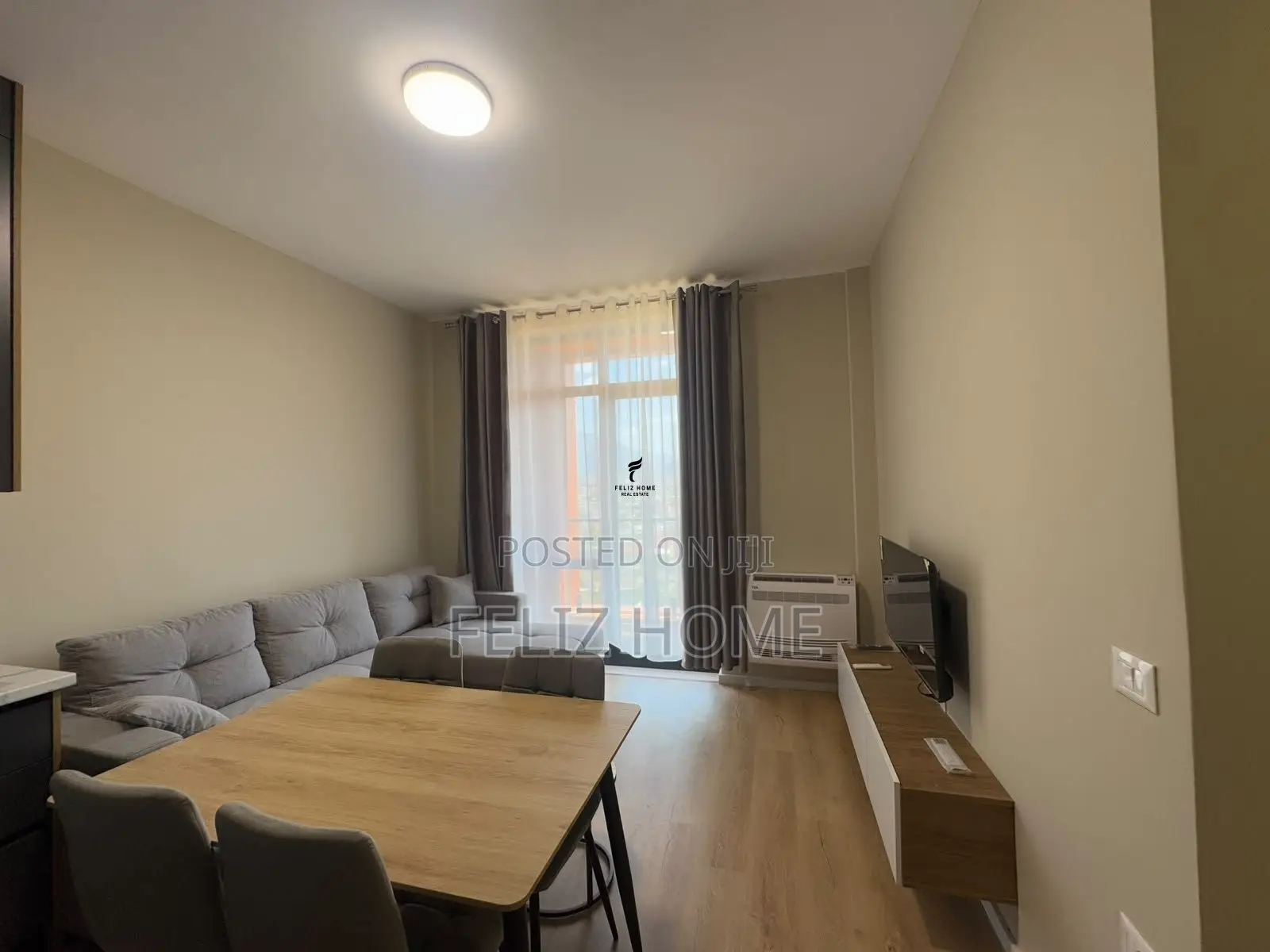 APARTAMENT ME QERA 2+1 BULEVARDI I RI 60.000 LEKE