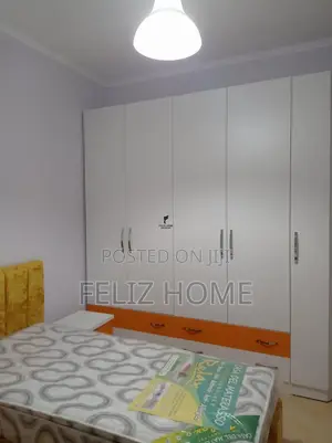 APARTAMENT ME QERA 2+1 PORCELAN 52.000 LEKE