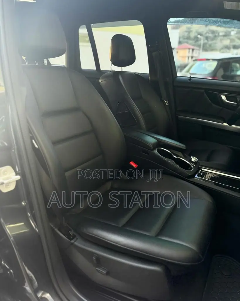 MERCEDES BENZ GLK