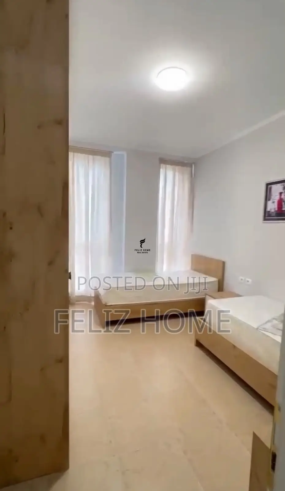 APARTAMENT ME QERA 2+1 STACIONI TRENIT 1.500 EURO