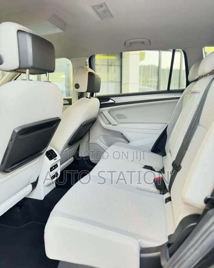 VOLKSWAGEN TIGUAN-ALL SPACE