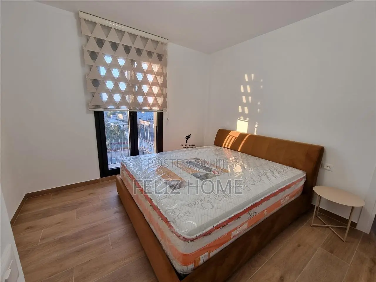 APARTAMENT ME QERA 2+1 PORCELAN 750 EURO