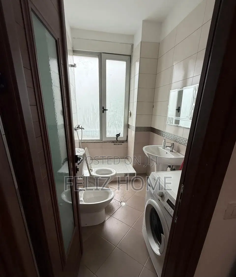APARTAMENT ME QERA 1+1 XHAMLLIK 60.000 LEKE