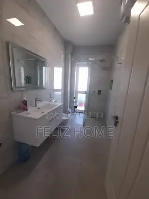 ZYRE ME QERA 180 M2 SHESHI WILLSON 2000 EURO