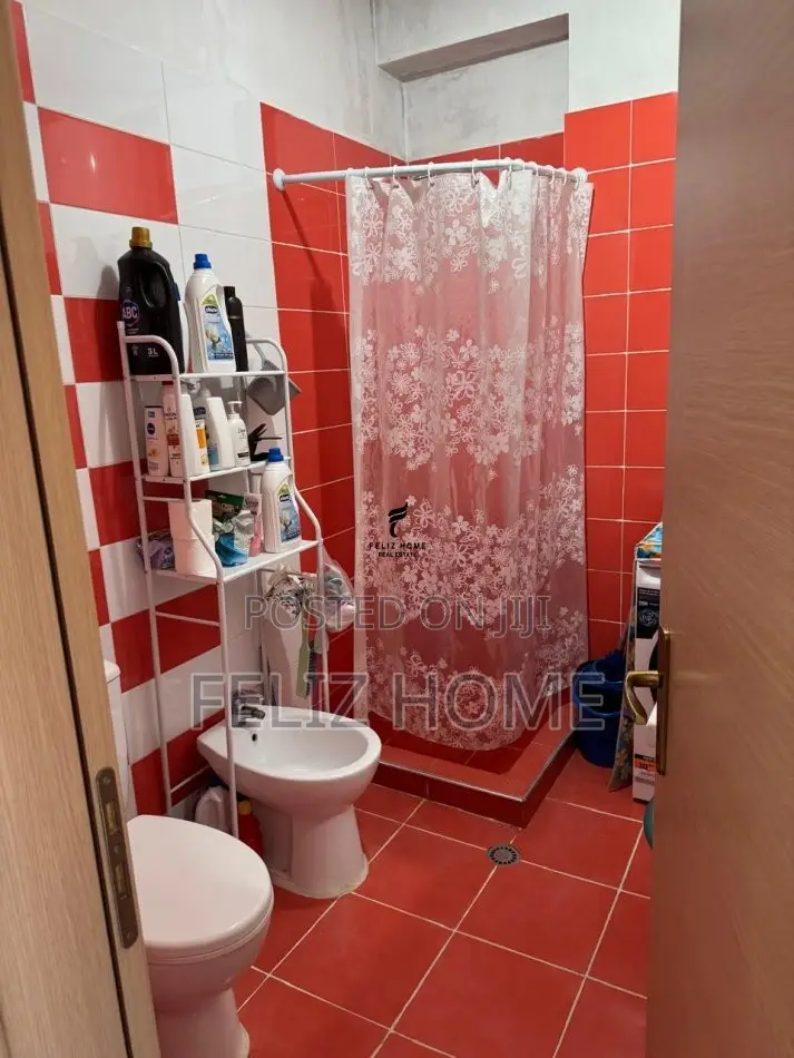 APARTAMENT ME QERA 2+1 SIRI KODRA 55.000 LEKE